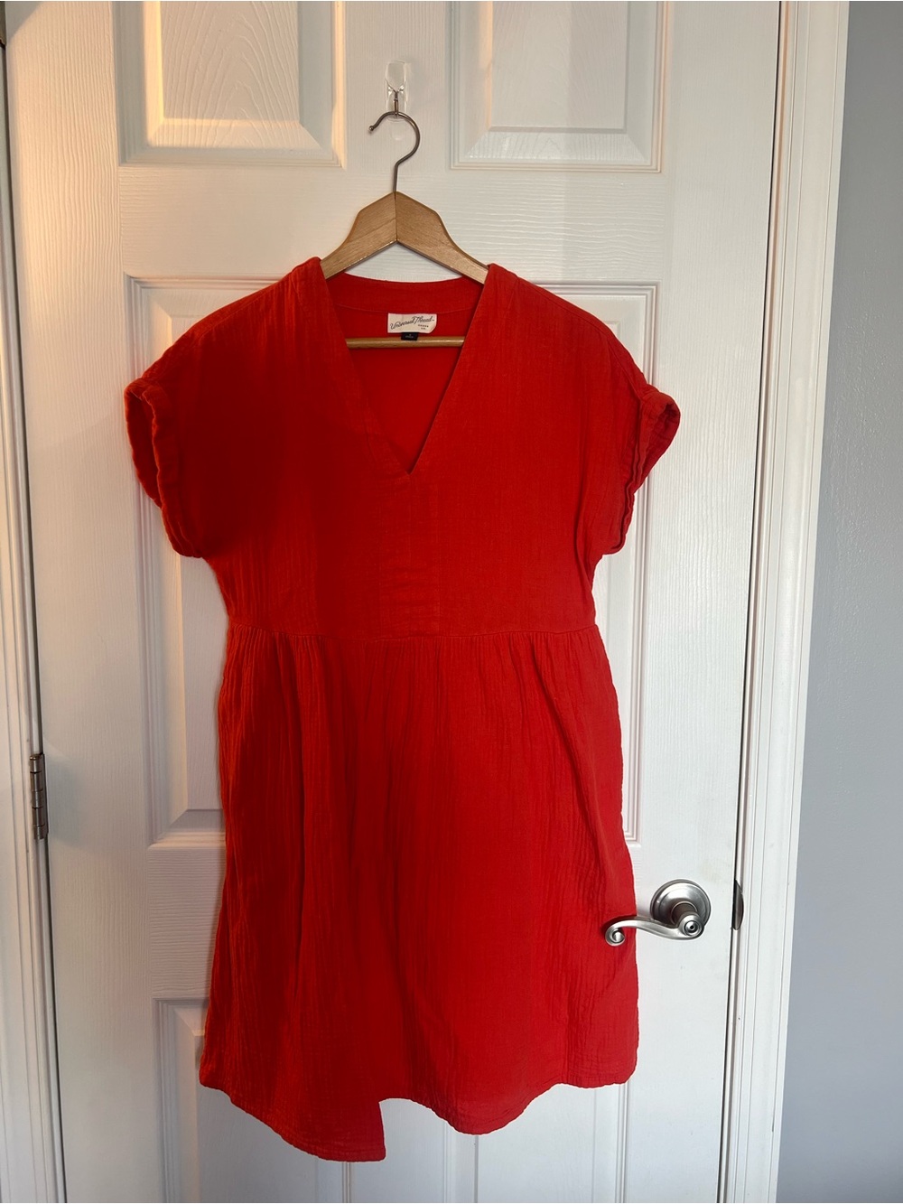 Universal Thread Orange V-Neck Short Sleeve Women’s Dress